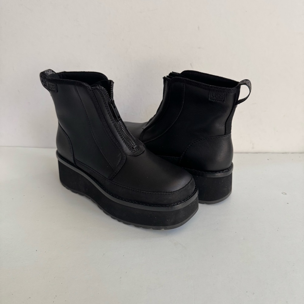 UGG CITYFUNC ZIP BLACK PLATFORM WATER RESISTANT LEATHER BOOTS